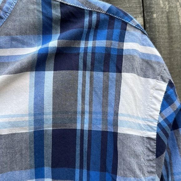 Men’s American Eagle Prep Fit Button Down size XL - Picture 4 of 8